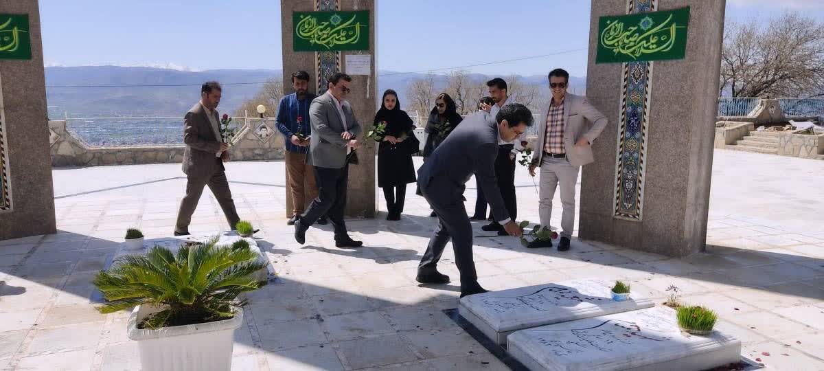 تجدید میثاق با آرمان های شهدا