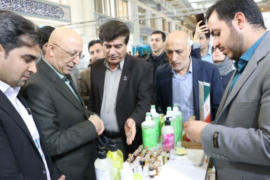 گزارش فعالیت مرکز رشد واحدهای فناور دهدشت در سال 1402+دانلود سند