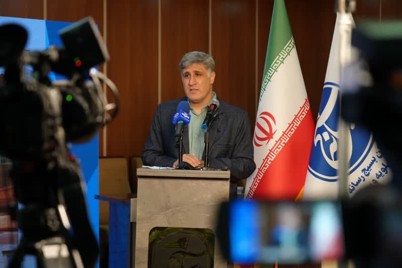سخنرانی رئیس پارک علم و فناوری استان در رویداد جام رسانه امید