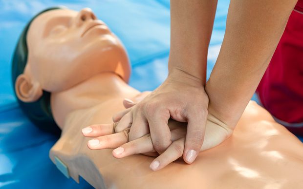 برگزاری کارگاه آموزشی احیای قلبی-ریوی (CPR) در پارک علم و فناوری